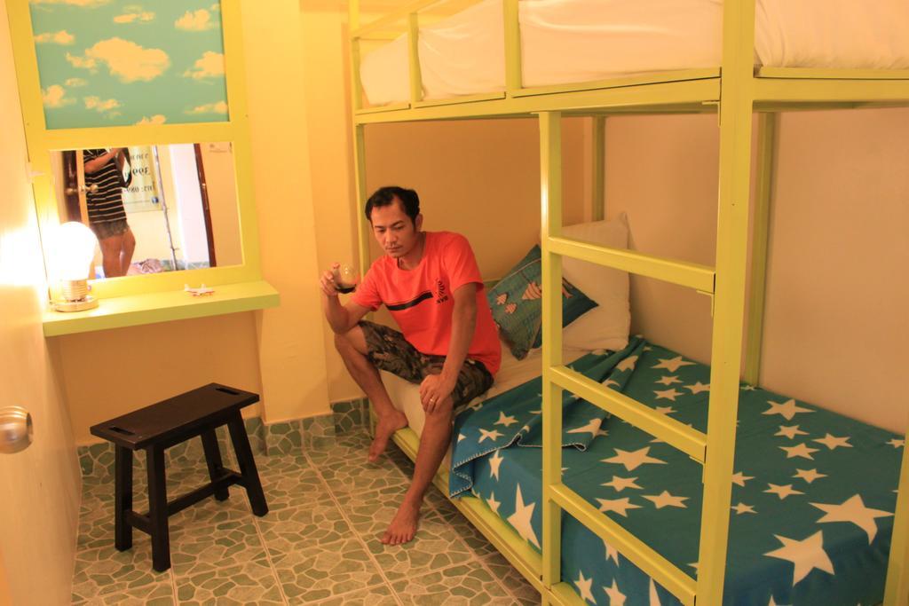 Tid Tarad Hostel HHQ Rom bilde